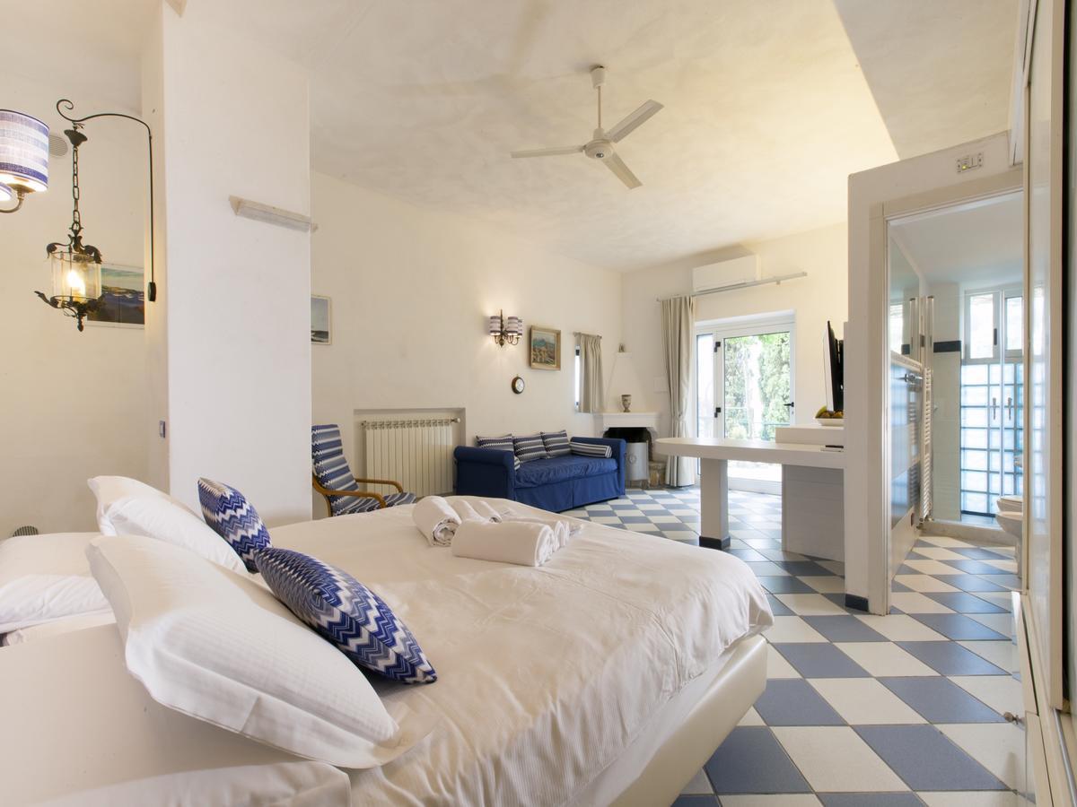 I Giardini Dei Sensi Aparthotel Positano Kültér fotó