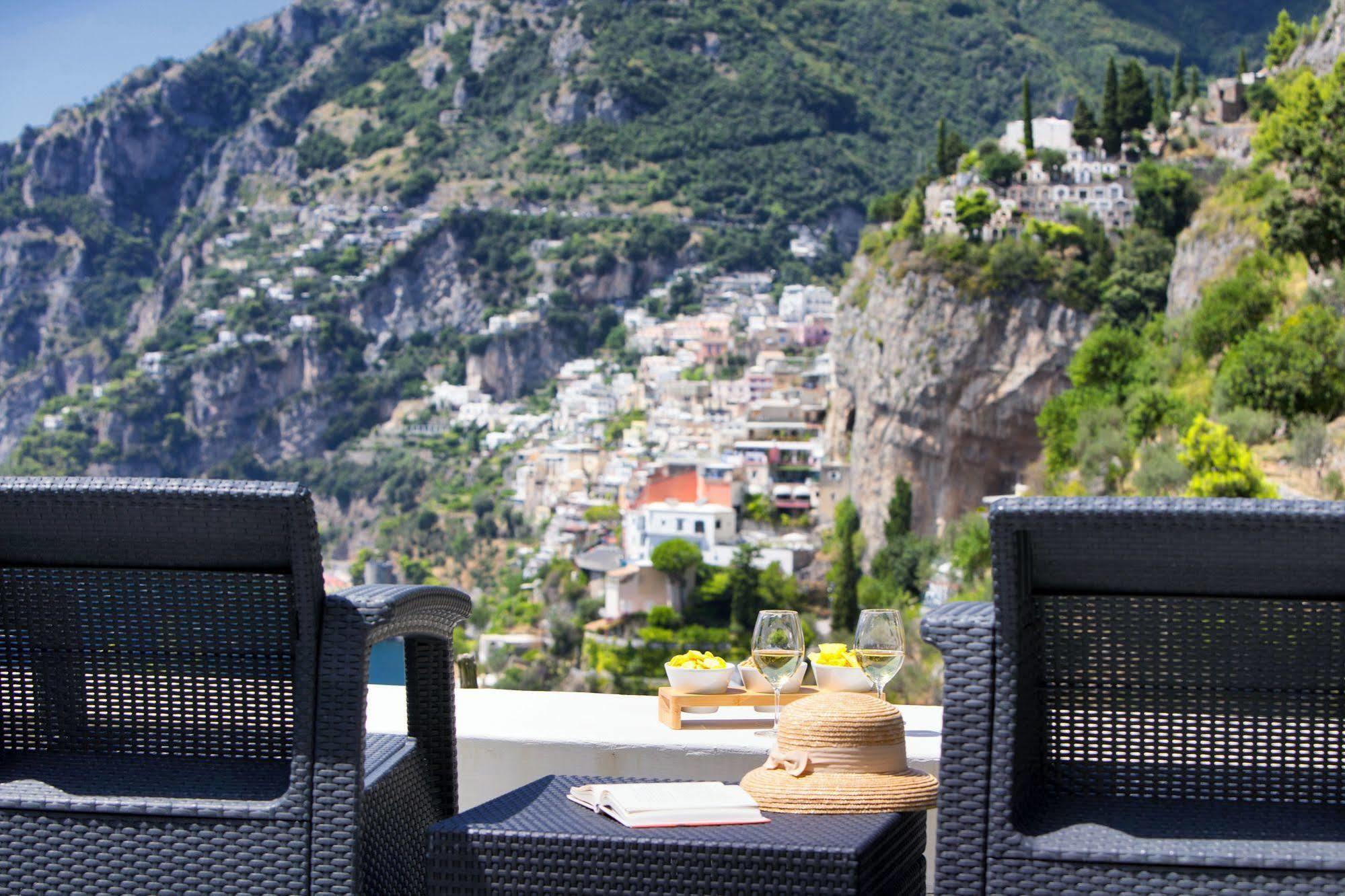 I Giardini Dei Sensi Aparthotel Positano Kültér fotó